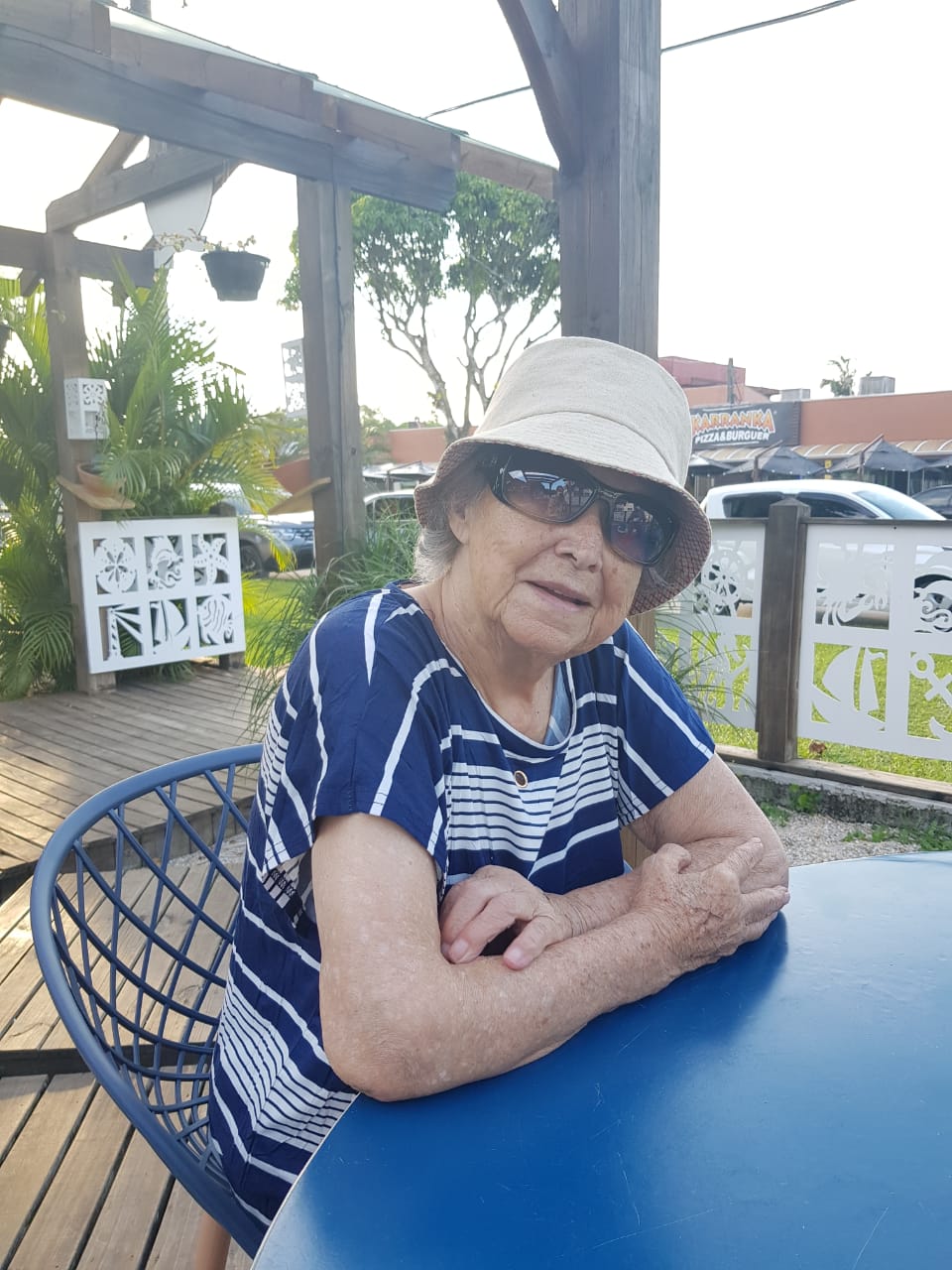 MARIA DE LOURDES PAES