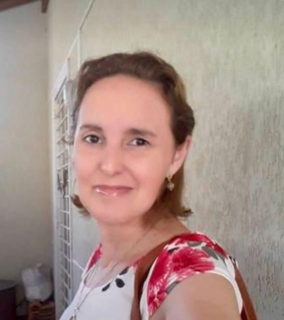 ROXANE CRISTINE AMIZ