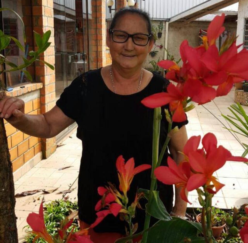 LOURDES CAMPOS OLIVEIRA