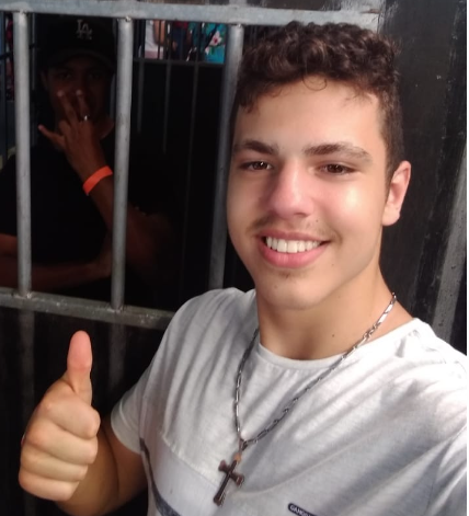 VINICIUS DE ANDRADE SEMBRASKI