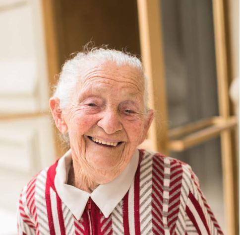 MARIA HELENA DOS SANTOS