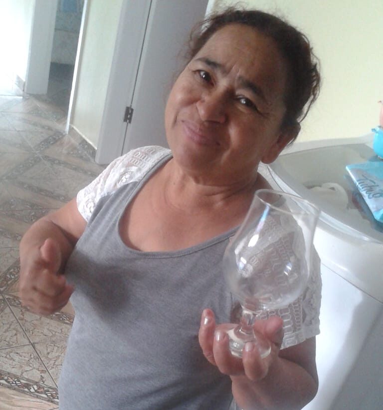 ESTER LEITE DE OLIVEIRA