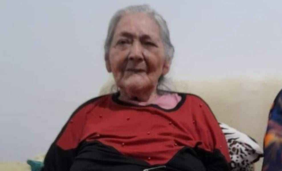 IZAIRA GODOI DA SILVA DANIEL