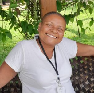 CLAUDIA REGINA ALVES CRUZ